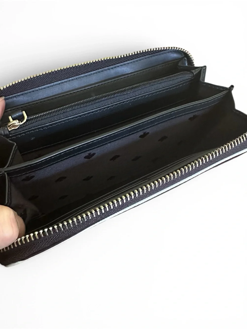 Kate Spade Black White Striped Zip Around Wallet Continental Wallet